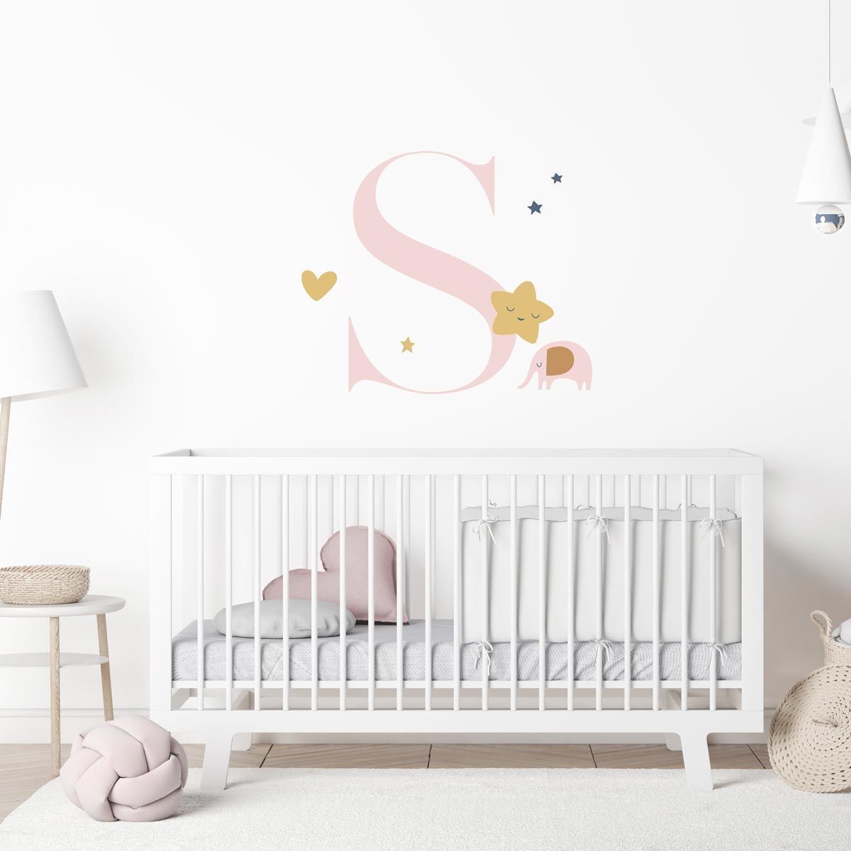 sticker-mural-initiale-prénom-bébé