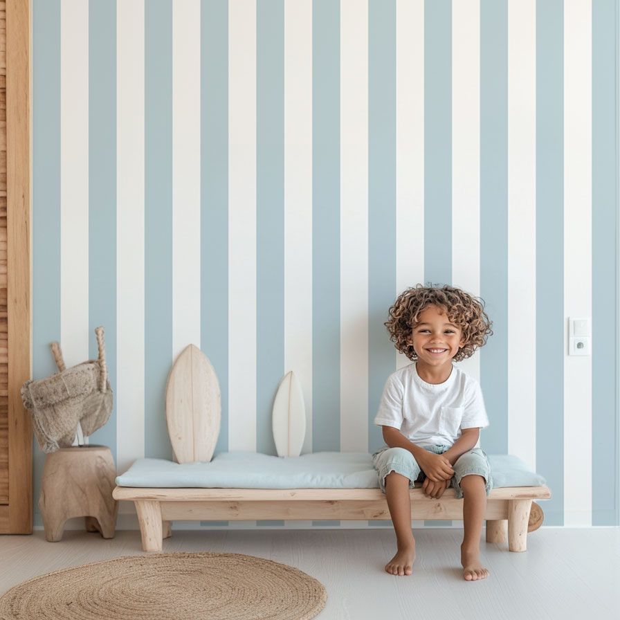 papier-peint-rayure-bleu-ciel-enfant